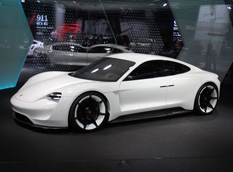 Франкфурт 2015: Porsche показал концепт Mission E