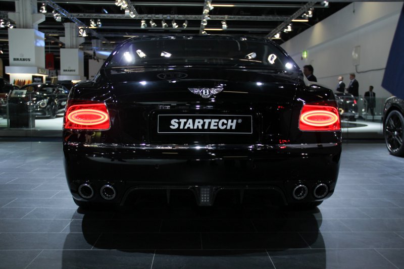 Франкфурт 2015: Bentley Flying Spur от Startech