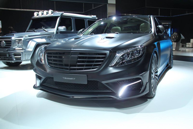 Франкфурт 2015: Mercedes-Benz S63 AMG Black Edition от Mansory