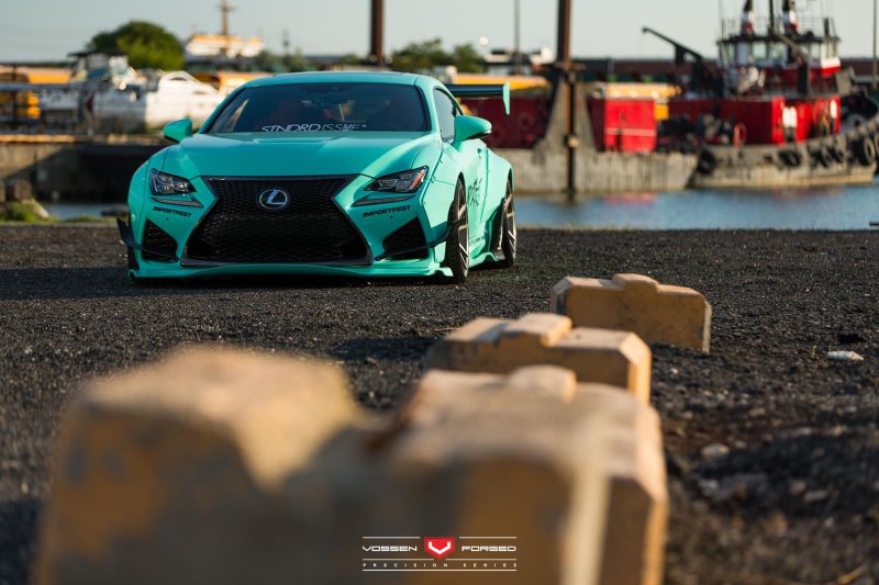 Lexus RC F в обвесах от Rocket Bunny