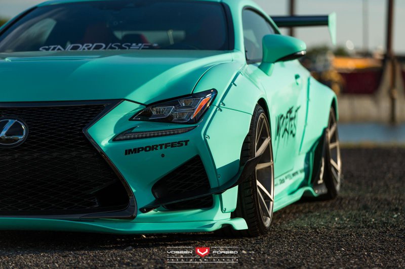 Lexus RC F в обвесах от Rocket Bunny