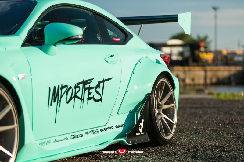 Lexus RC F в обвесах от Rocket Bunny