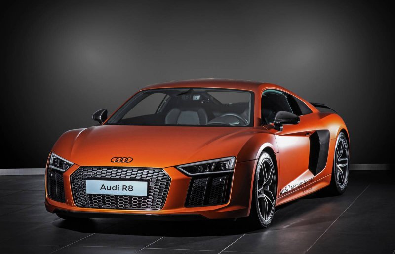 Audi R8 V10 Plus в исполнении HplusB Design