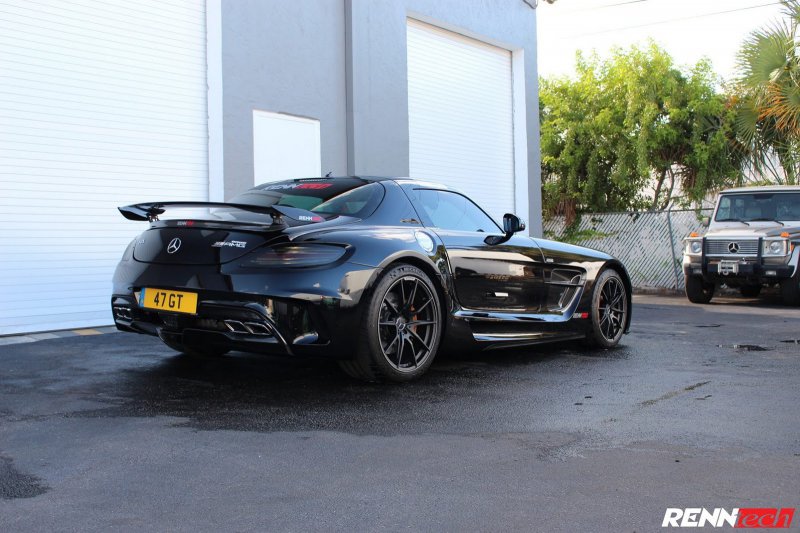 Mercedes-Benz SLS AMG Black Series от RENNtech