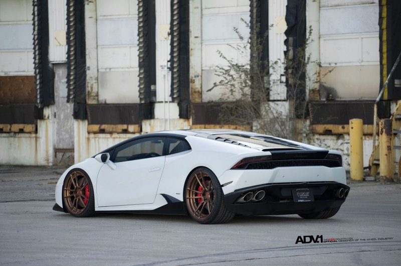 Lamborghini Huracan на дисках от ADV.1 Wheels