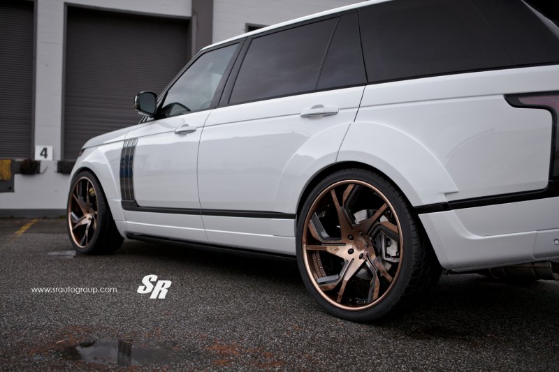 Range Rover в тюнинге от Khan Design