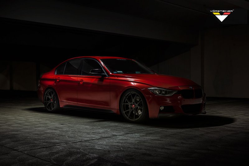 BMW 335i с карбоновым обвесом от Vorsteiner