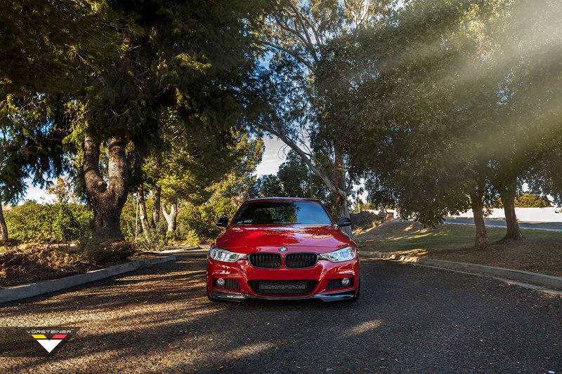 BMW 335i с карбоновым обвесом от Vorsteiner