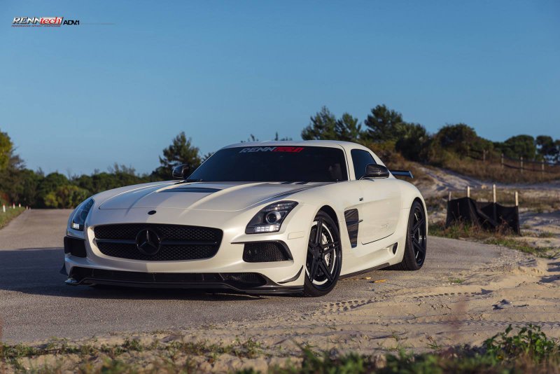 Mercedes SLS AMG Black Series от RENNtech