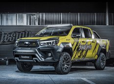 Toyota Hilux – первый опыт нового подразделения Carlex Design