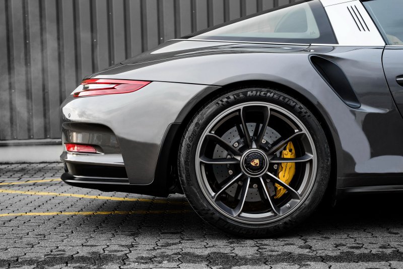 Porsche 911 Targa 4 GTS в тюнинге от McChip-DKR