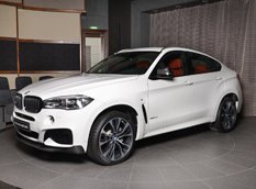 Белый BMW X6 в тюнинге от M Performance