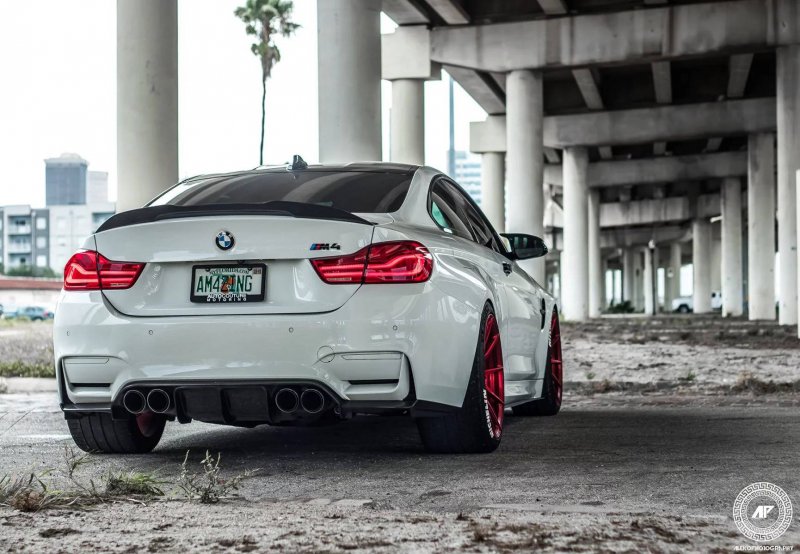 702-сильная BMW M4 от мастеров ADV1 Wheels