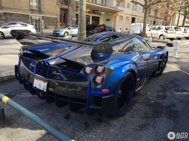 Единственная в своем роде Pagani Huayra BC Macchina Volante