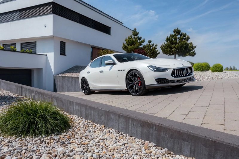 Maserati Ghibli в тюнинге мастерской Novitec