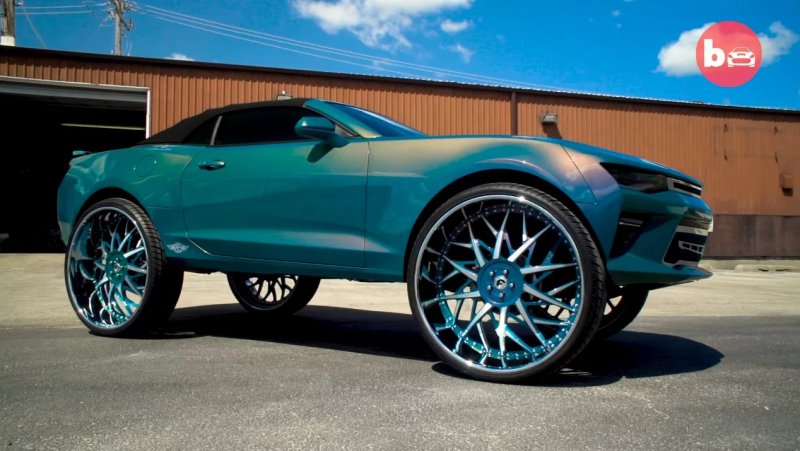 Chevrolet Camaro на 32-дюймовых дисках от Forgiato