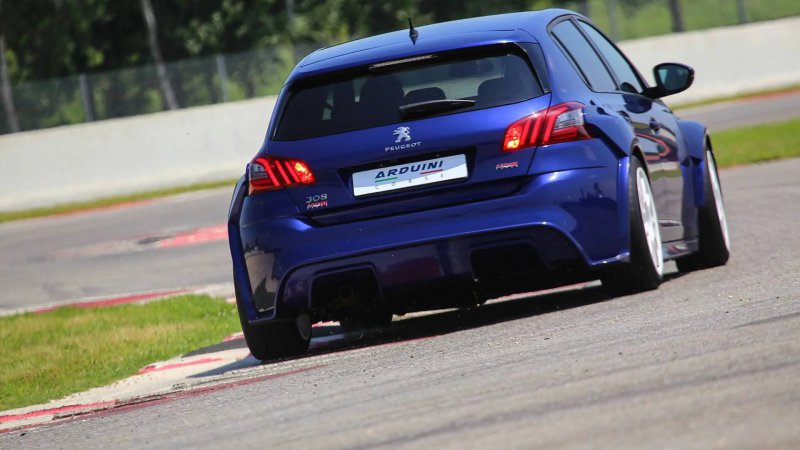 Единственная в своем роде гоночная модель Peugeot 308 GTi