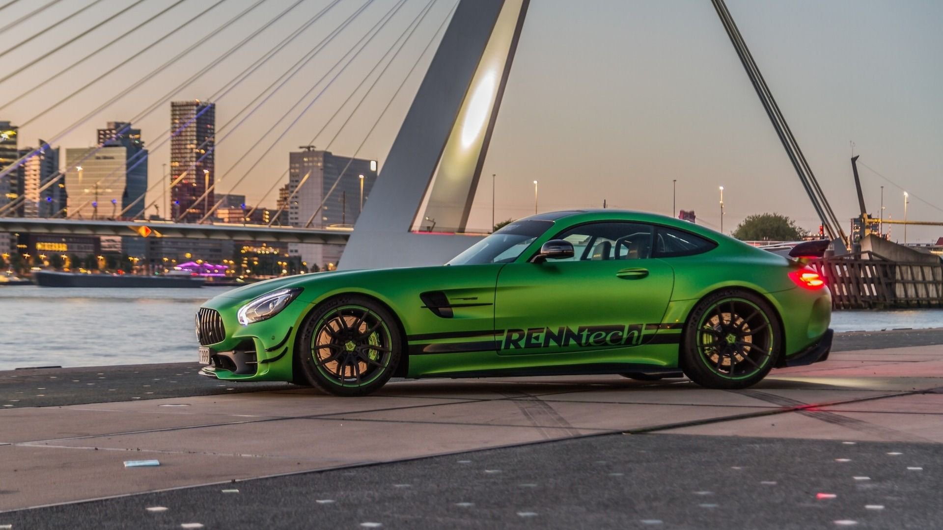 Mercedes-AMG GT R от Renntech - самый быстрый Mercedes на Нюрбургринге