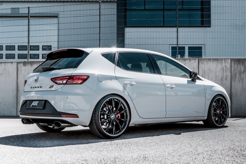 Заряженный «хот-хэтч» Seat Leon Cupra от ABT Sportsline