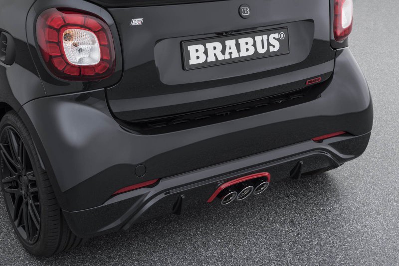 Мастера Brabus удвоили мощность Smart Fortwo Cabrio