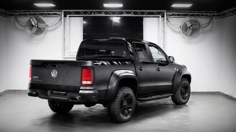 Carlex Design запустил ограниченную серию Volkswagen Amarok