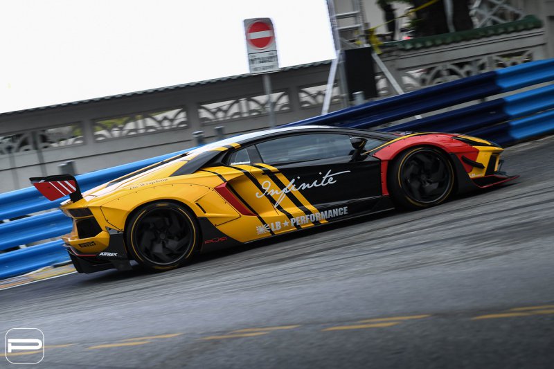 Lamborghini Aventador в гоночном амплуа от Infinite Motorsports