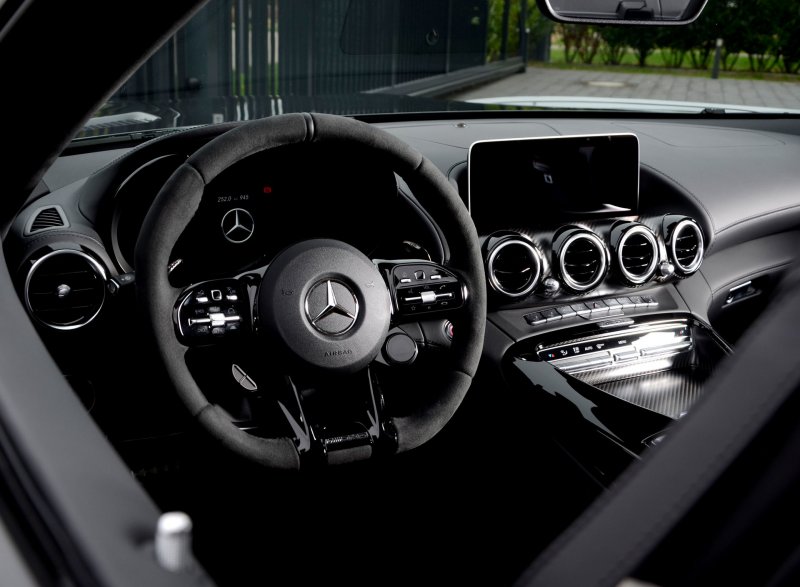 Mercedes-AMG GT R Roadster в исполнении мастерской Wheelsandmore