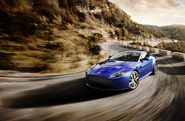 Aston Martin представил новый V8 Vantage S