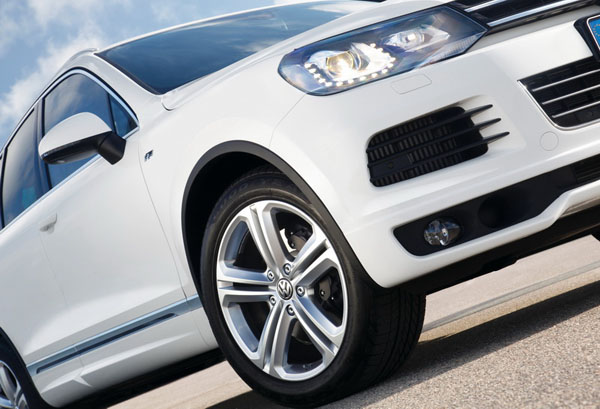 Volkswagen Touareg «обзавелся» спортивным обвесом