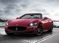 Maserati готовится к премьере GranCabrio Sport