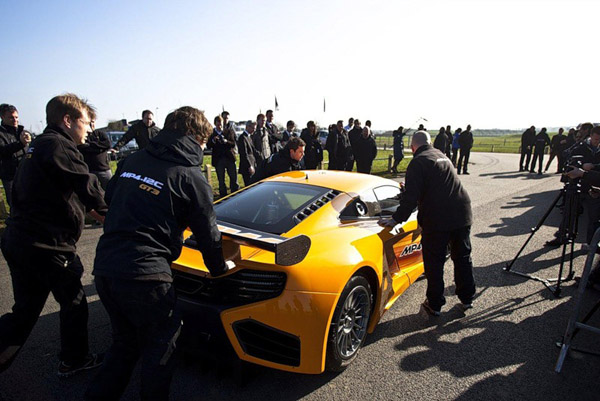 McLaren MP4-12C GT3 прошел первые испытания