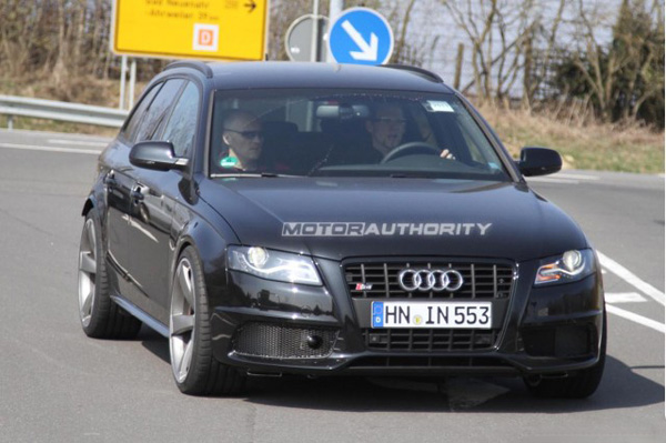Появились первые сведения о Audi RS4 Avant 2014