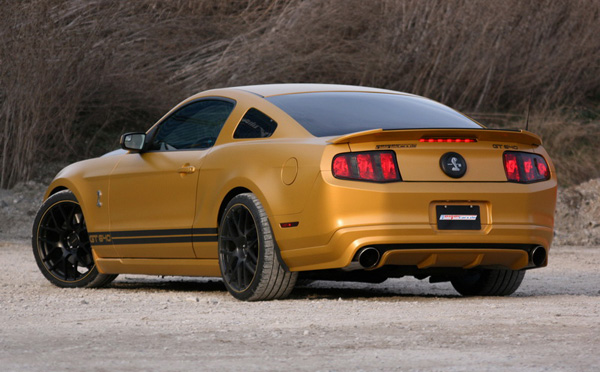 Ford Mustang Shelby GT 640 Golden Snake