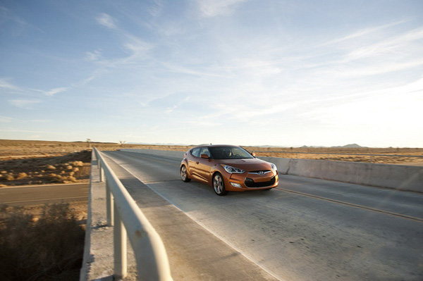 Hyundai представил турбированный Veloster