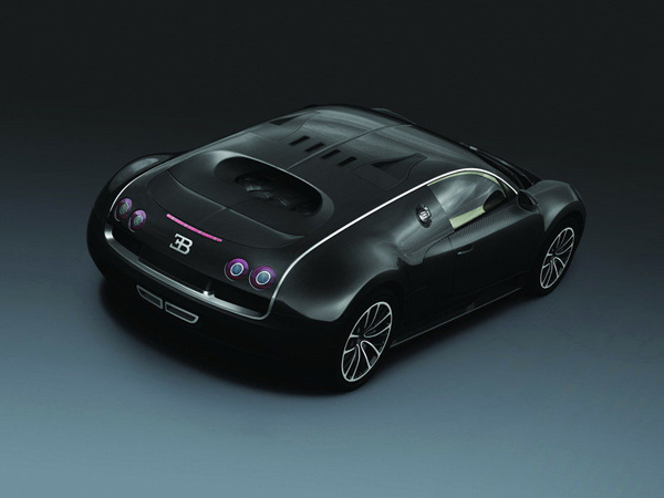 Bugatti анонсировал Veyron SuperSport Black Carbon