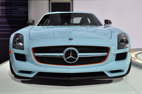 Mercedes-Benz показал SLS AMG Gulf livery 