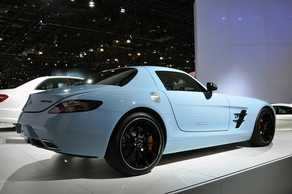 Mercedes-Benz показал SLS AMG Gulf livery 