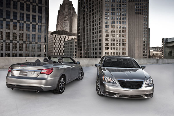 Chrysler показал публике новую модель 200 S  