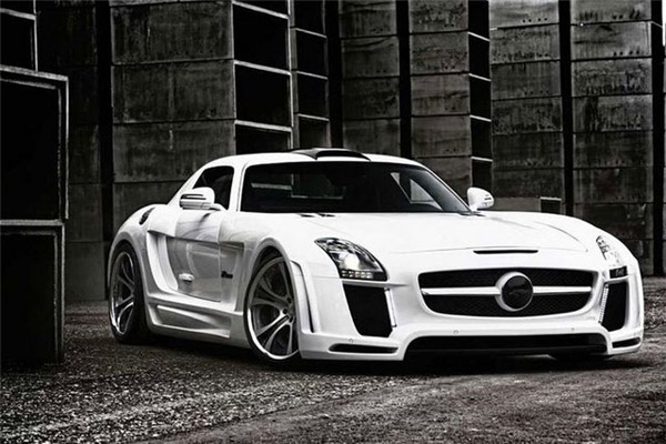 SLS AMG Gullstream от FAB Design уехал в Дубай