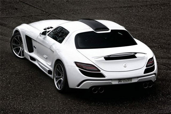 SLS AMG Gullstream от FAB Design уехал в Дубай