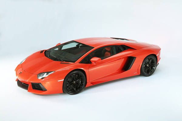 Lamborghini Aventador продан на полтора года вперед