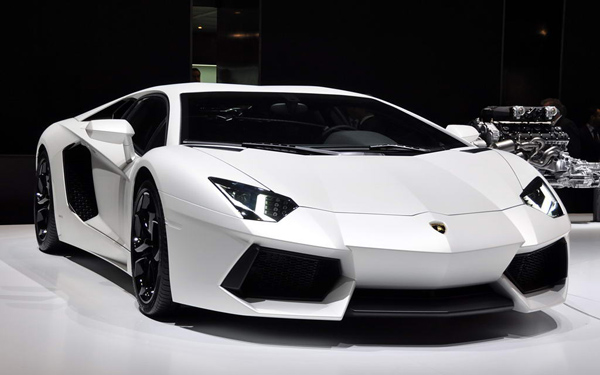 Lamborghini Aventador продан на полтора года вперед