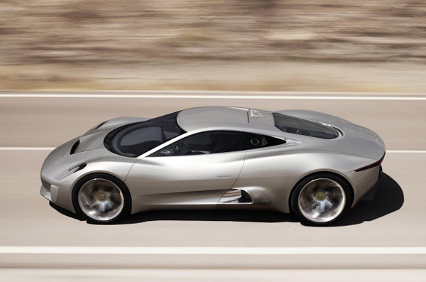 Jaguar пускает C-X75 в серийное производство