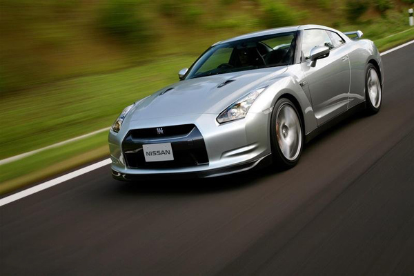 Nissan GTR 800 в исполнении ателье Hennessey