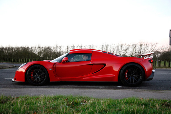 Hennessey Venom GT теперь и в Европе