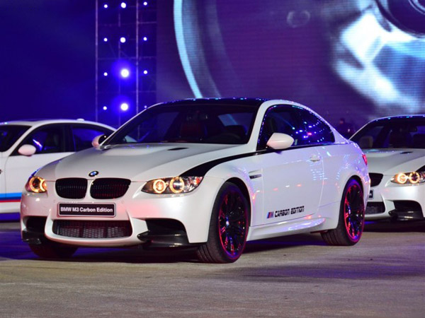 BMW представил китайский M3 Carbon Edition