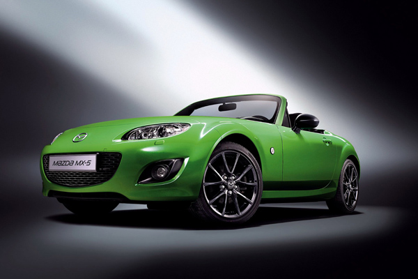 Mazda MX-5 пополнилась специальной версией Karai