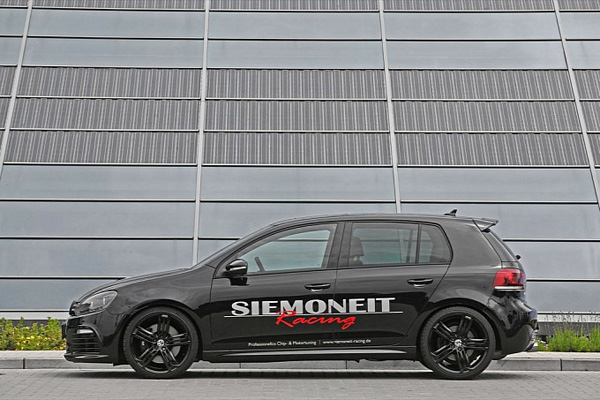 Siemoneit Racing Volkswagen Golf R Black Pearl