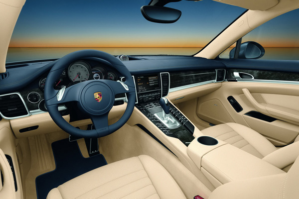 Лимузин Porsche Panamera появится в 2012 году 