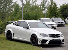 Mercedes C63 AMG Black Series с новыми пакетами